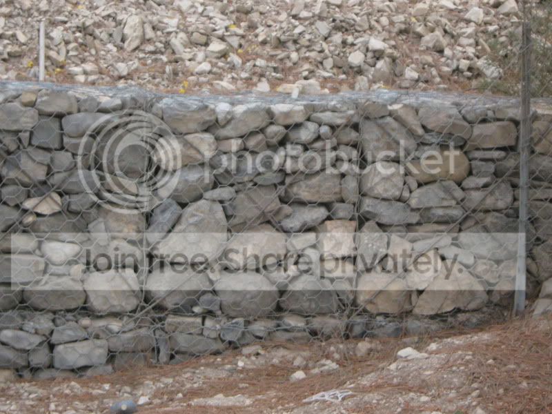 Consulta: construcción de un muro de piedras