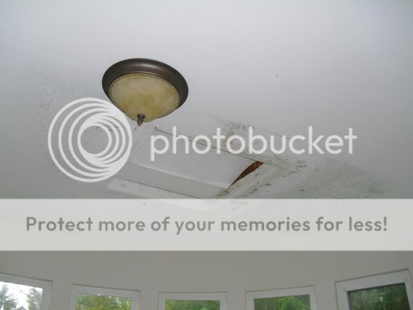 Unbelievable LOCAL 2008 House LEFT TO ROT! - General Chat